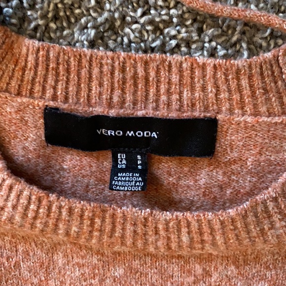 Vero moda light orange sweater size SP. Worn once - Picture 2 of 5